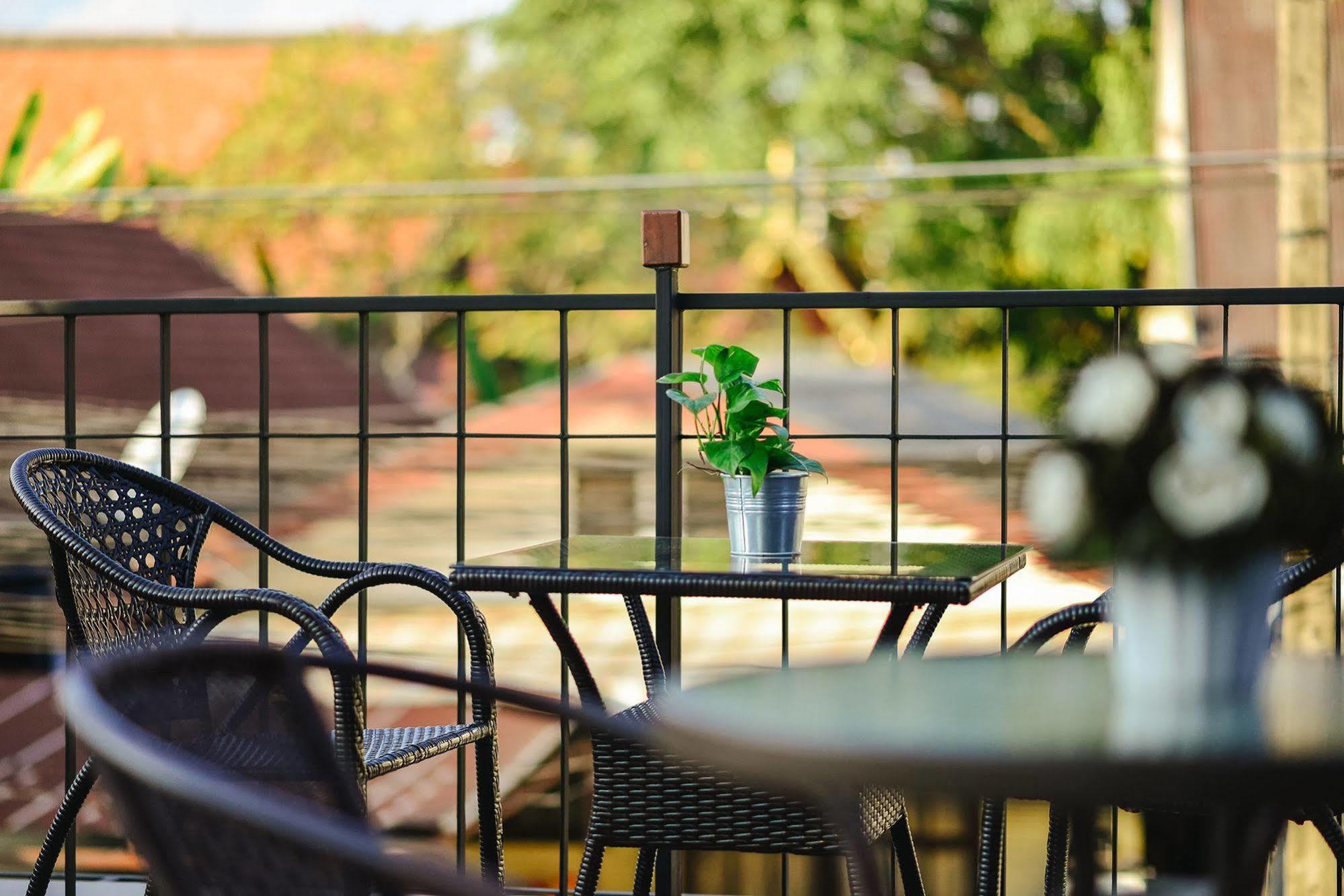 Cozy Inn Chiang Mai Exterior foto